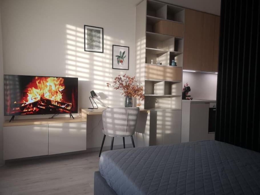 M&M1 Studio Apartment Near Center With Free Parking - Ac Košice Exteriör bild